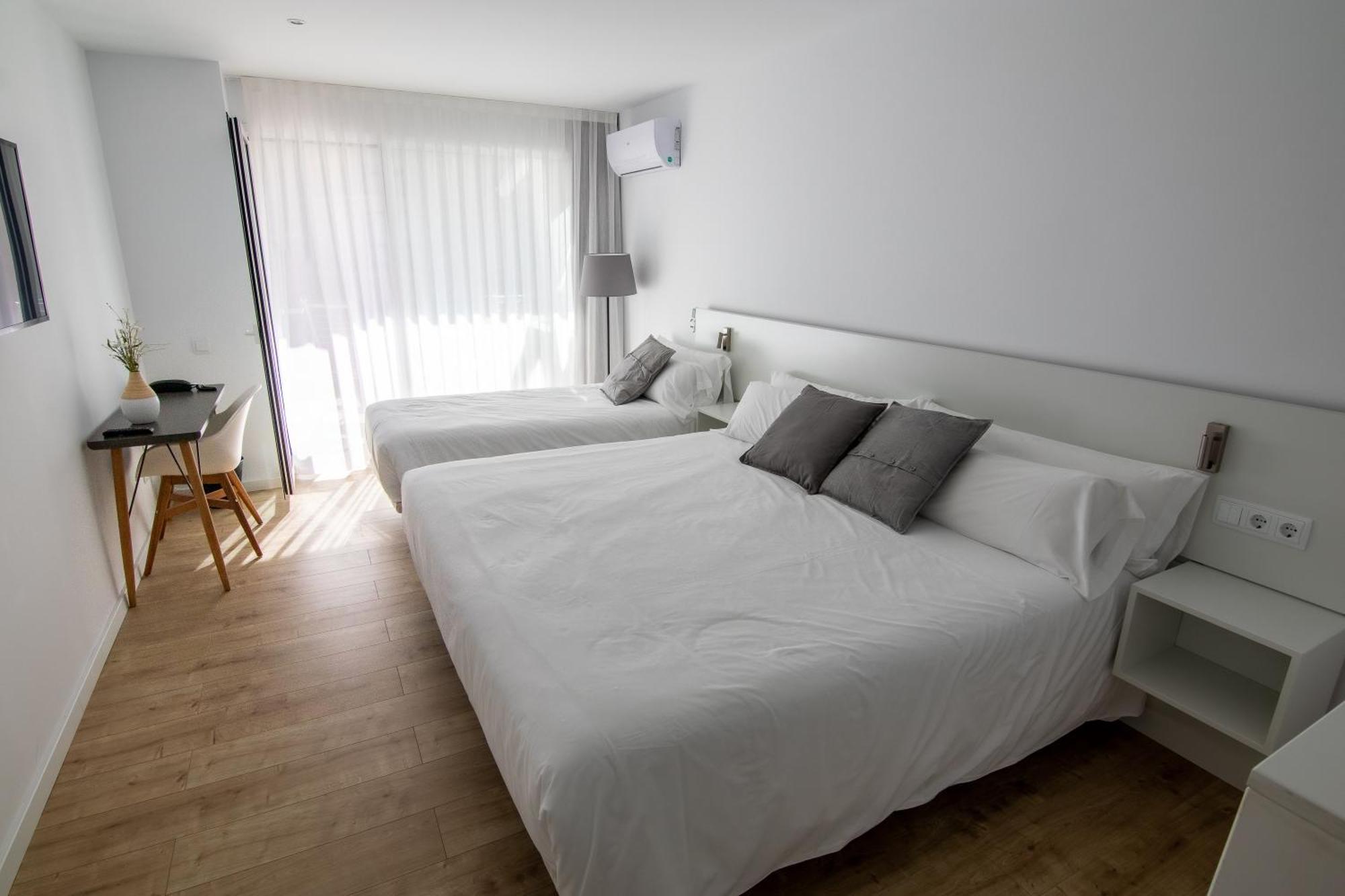 Hotel Hcp Calella De Palafrugell Esterno foto